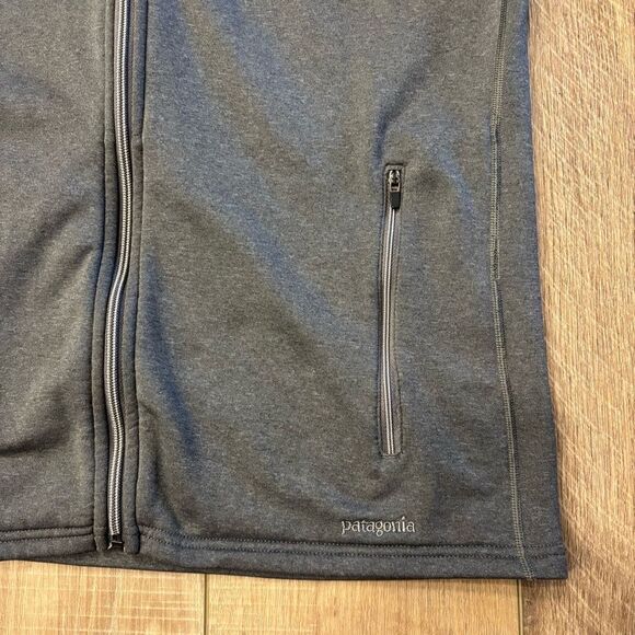 Patagonia Zip-Up Jacket - Picture 2 of 10
